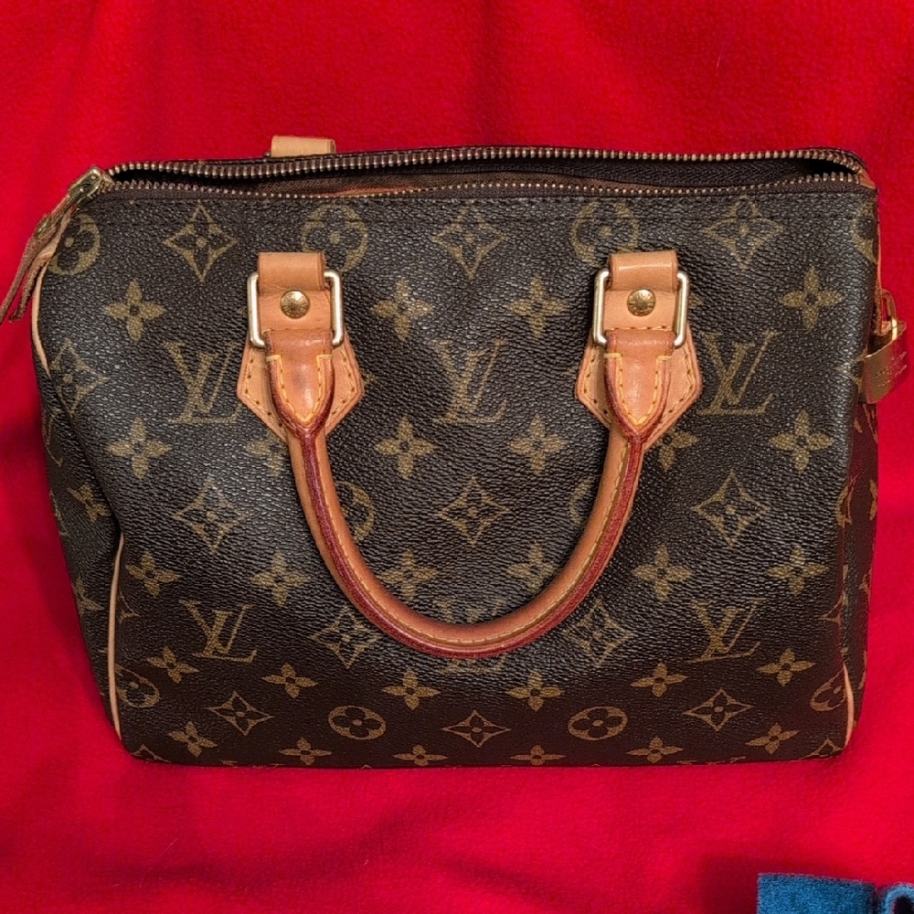 Louis Vuitton Monogram Brown Handbag Speedy 25